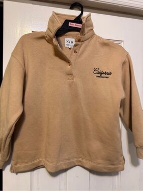 Zara Beige 'California' Pullover Sweatshirt